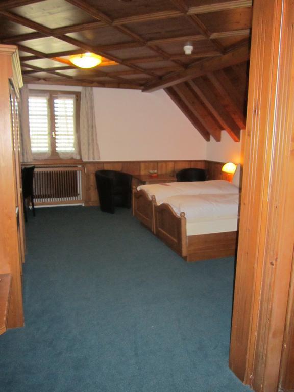 Hotel Zum Kreuz Арау Екстериор снимка