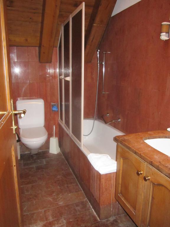 Hotel Zum Kreuz Арау Екстериор снимка